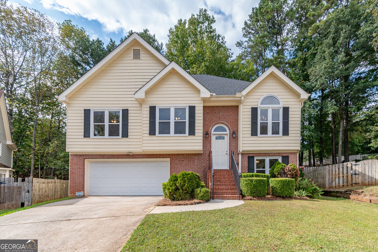 Foto principal - 705 Oxford Crest Ct NW