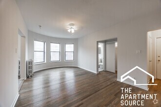 Building Photo - 7722 N Marshfield Ave