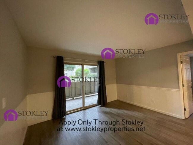 Building Photo - Stokley Properties Presents 1157 Lakeview ...