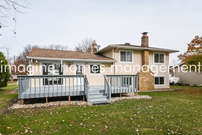 Foto del edificio - 33370 Outley Park Dr