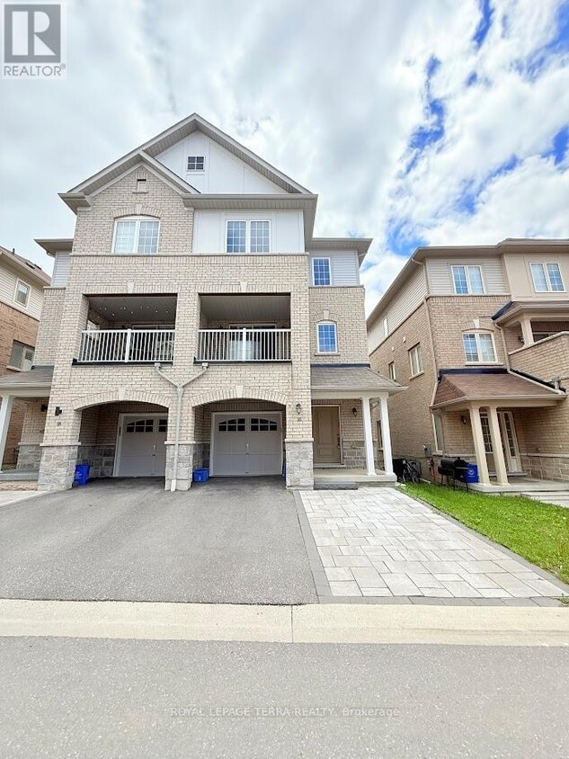 Primary Photo - 16 Camilleri Rd