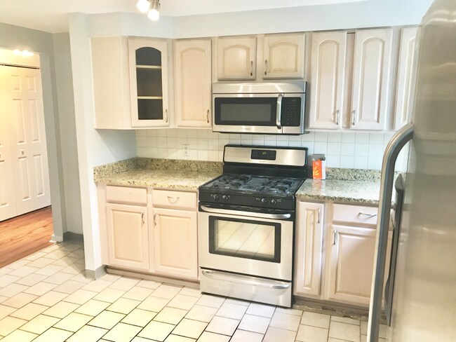 Foto del edificio - 140 Shepards Knoll Dr