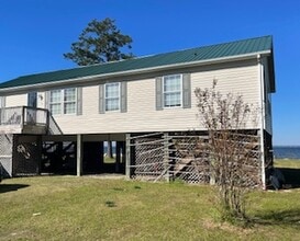 Building Photo - 1537 Belangia Rd