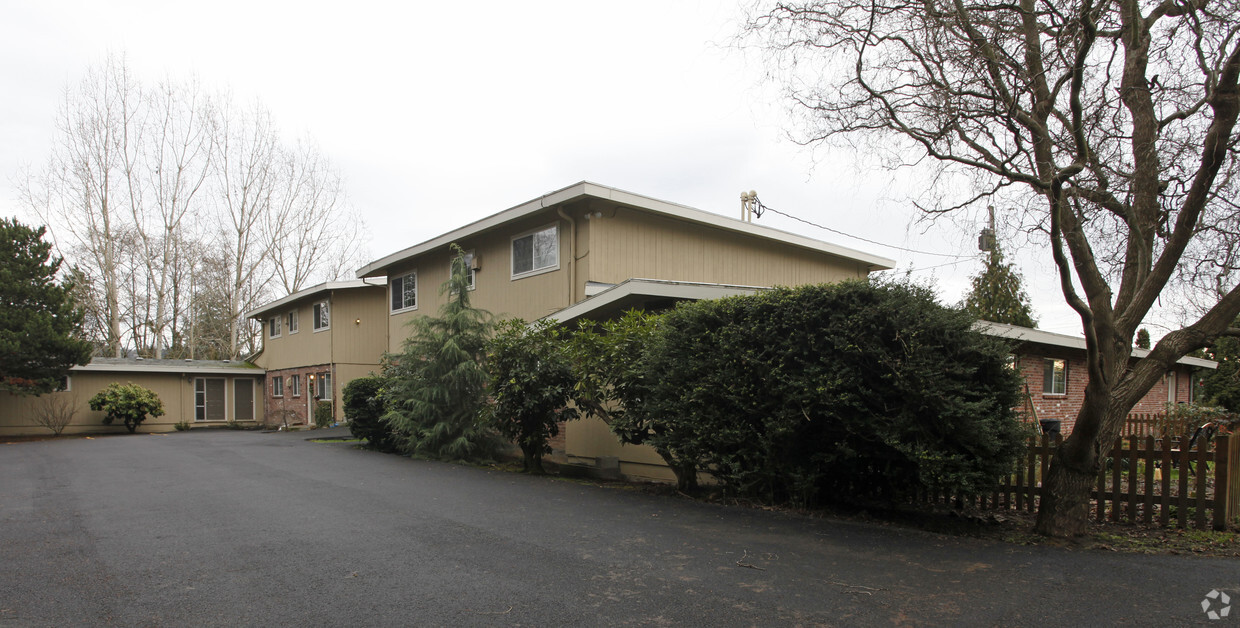 Primary Photo - Raleigh Apartments