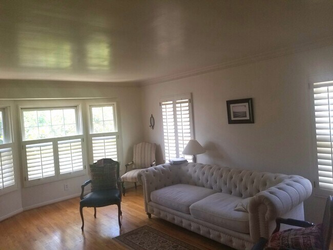 Foto del edificio - 15038 Dickens St