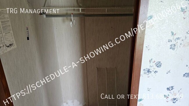 Building Photo - 111 Albacore Ln