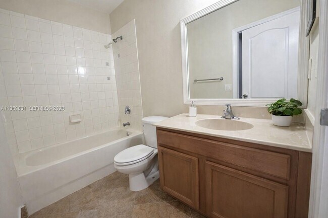 Foto del edificio - 21219 NW 14th Pl