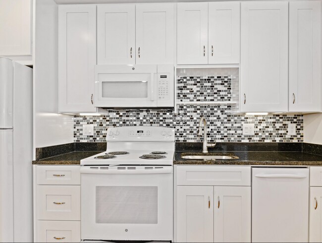 Photo - 535 16th St NE Apartment