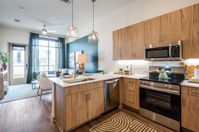 Interior Photo - Jefferson Verdant