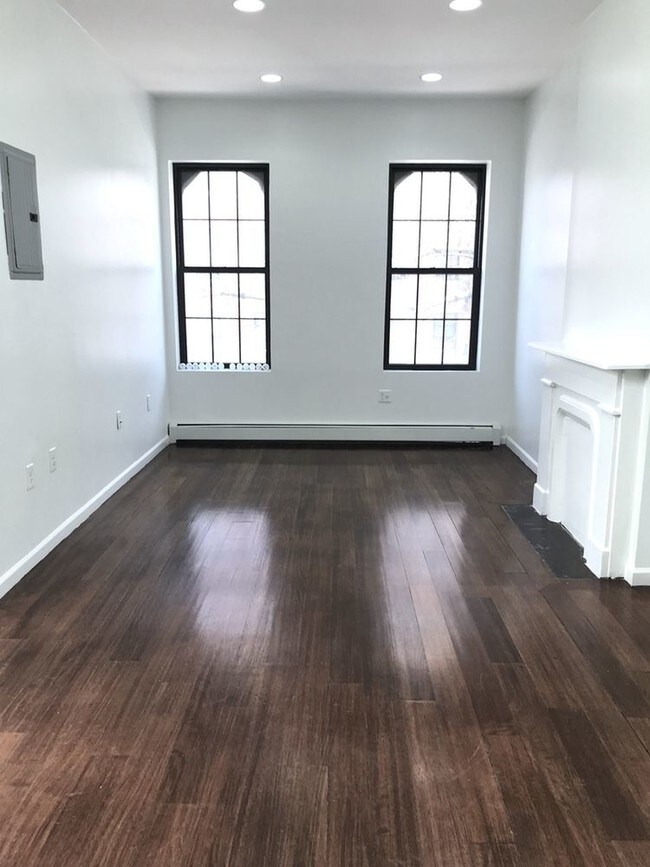 Foto del edificio - 53 Linden St