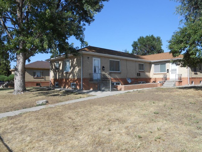 Building Photo - 5601-5611 Martin Luther King Blvd