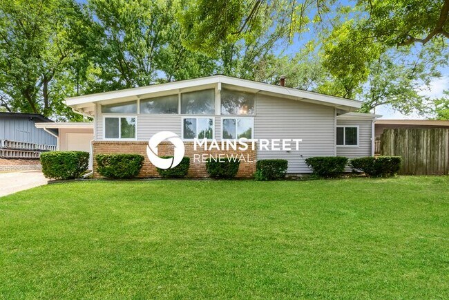 Foto del edificio - 4 Bedroom Pet-Friendly Home in Florissant,...