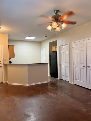 Building Photo - 122 Sunburst Ct