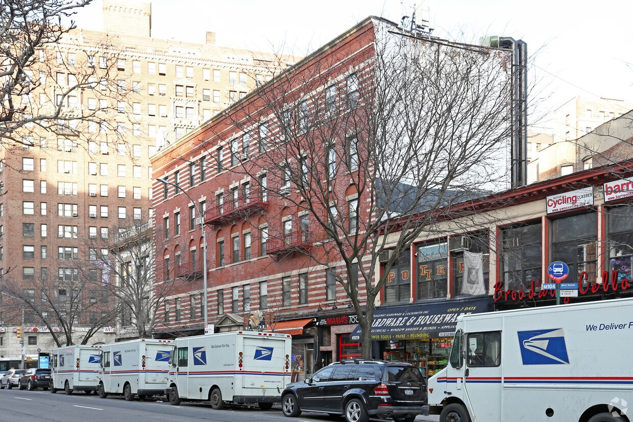 Building Photo - 2750-2756 Broadway