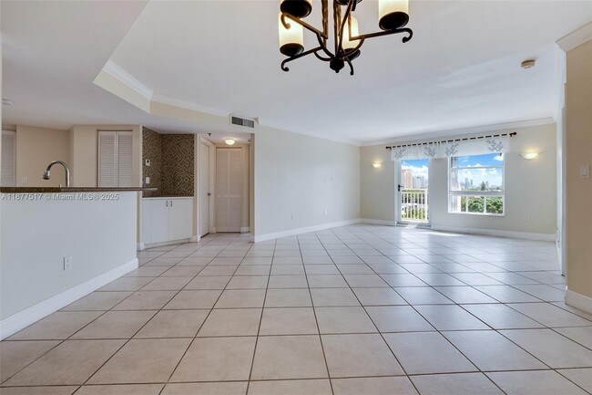 Foto del edificio - 2351 Douglas Rd