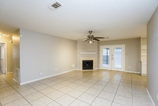 Foto del edificio - 29127 Waltham St