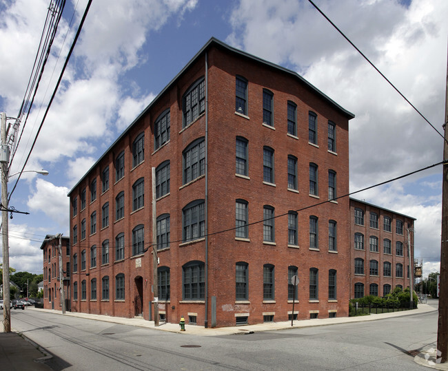 Building Photo - Westfield Lofts