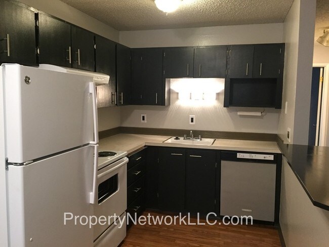 Building Photo - Greenbrook One Bedroom Condo in Gresham
