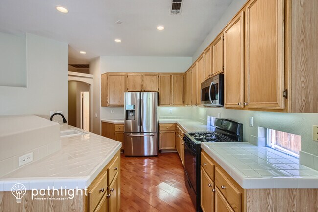 Foto del edificio - 29716 Painted Desert Drive, Menifee, CA, 9...
