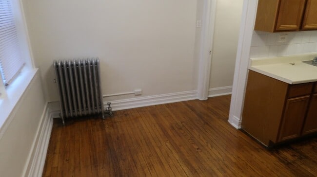 Foto del edificio - 4027 W School St