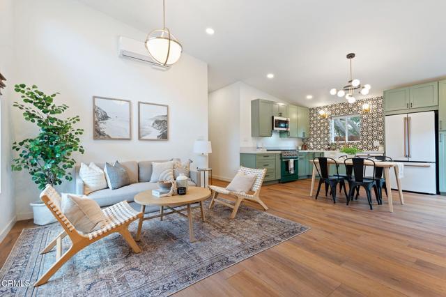 Foto principal - 114 S Santa Rosa St