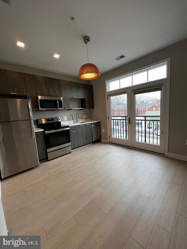 Foto del edificio - 989 S Buchanan St