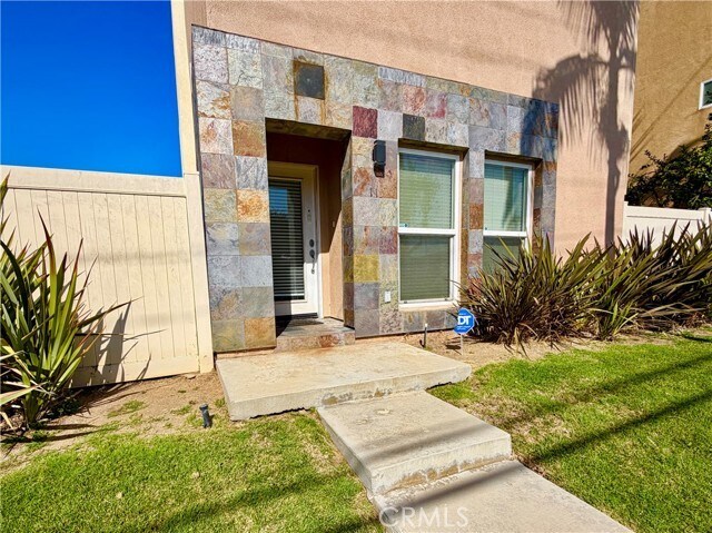 Building Photo - 13707 S Budlong Ave