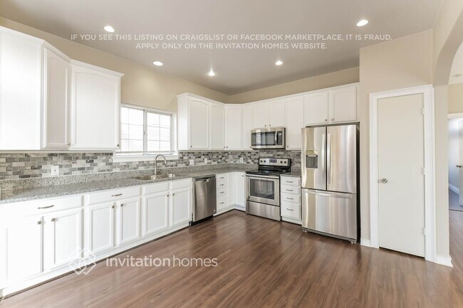 Foto del edificio - 13364 Birch Cir