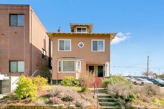 Building Photo - 1428 16th Ave