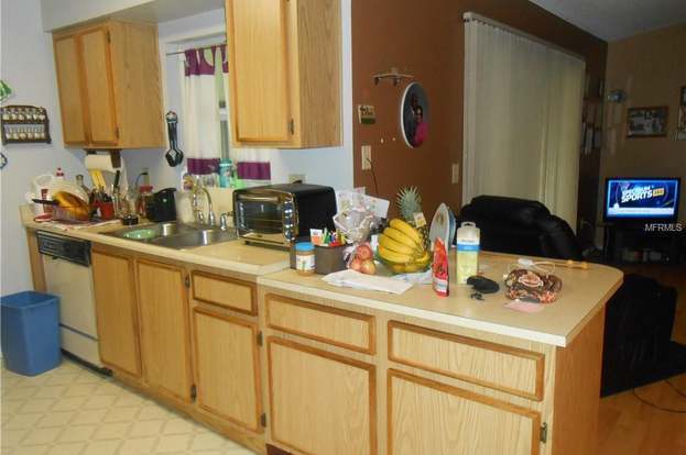 Foto del edificio - 1005 Red Oak Cir