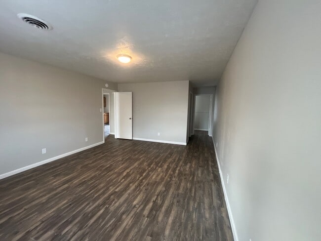 Building Photo - 294 Tinker Hill Cv