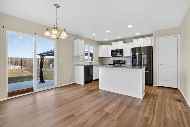 Foto del edificio - 10202 Silver Stirrup Dr