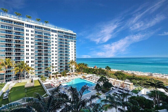 Foto del edificio - 1 br, 1.5 bath Condo - 2301 Collins Ave