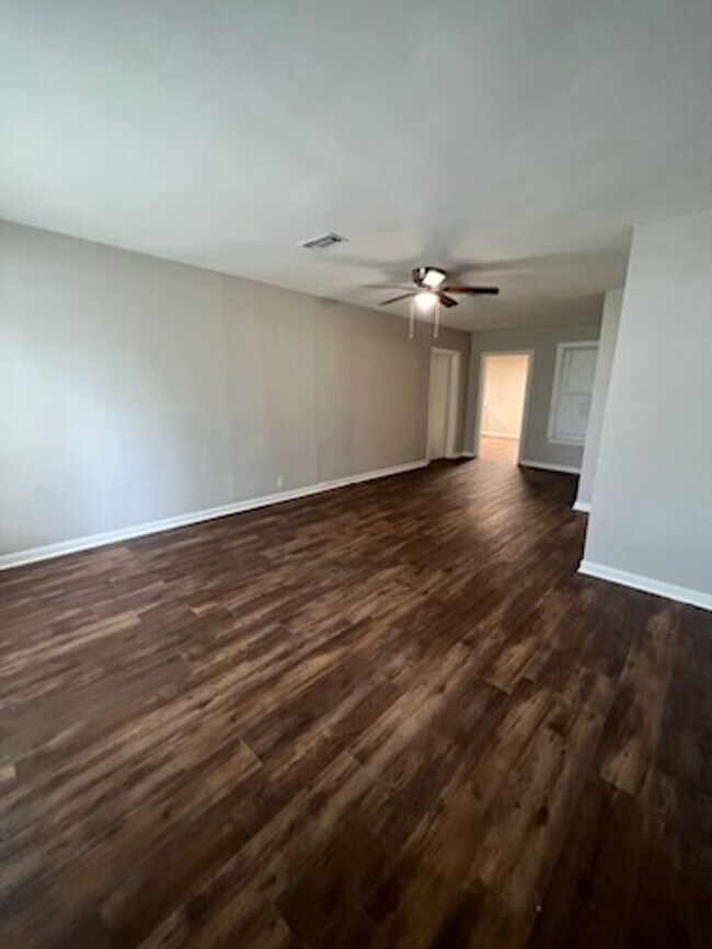 Foto del edificio - 3 Bed, 1 Bath House in Nederland!