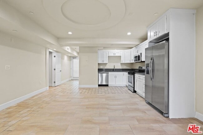Building Photo - 1446 Armacost Ave