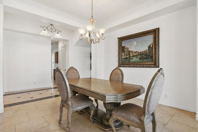 Building Photo - 57863 Cantata Dr