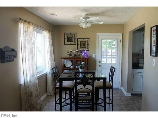 Building Photo - 4029 Riverside Ct