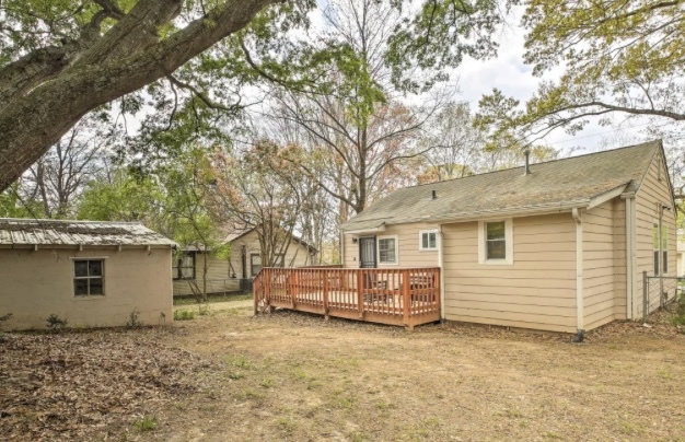 Building Photo - 886 Linda Way