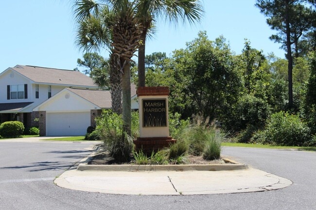 Foto del edificio - 4 Bedroom in Waterfront Subdivision!