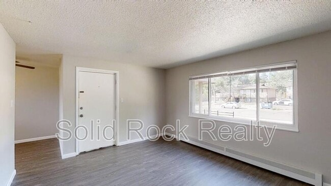 Foto del edificio - 1027 Westmoreland Rd