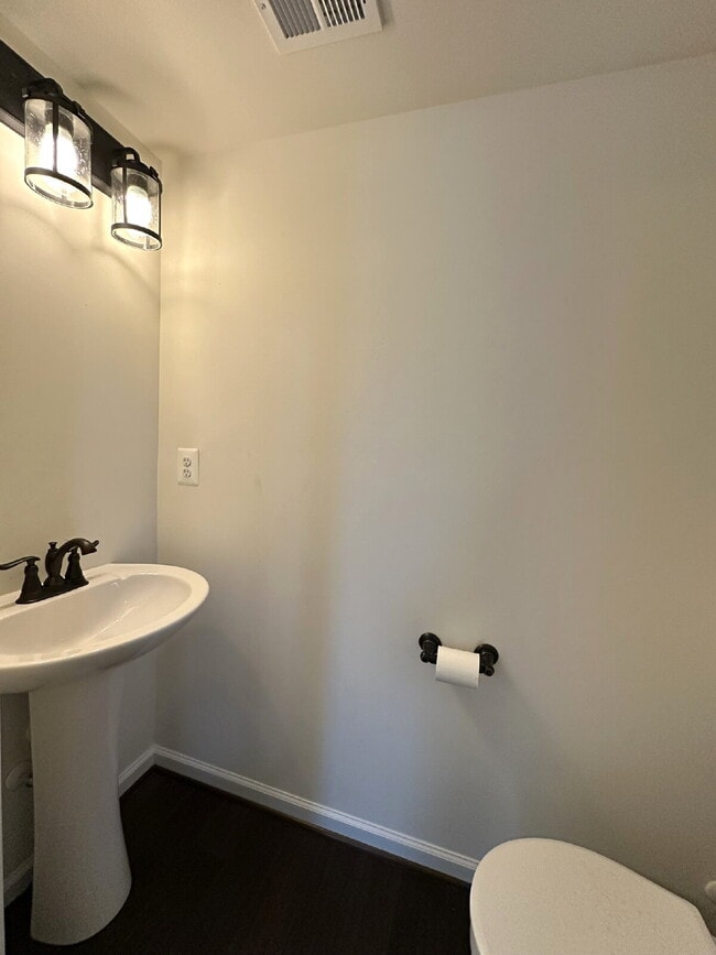Building Photo - Three-Floor End Unit Townhome in Frederick