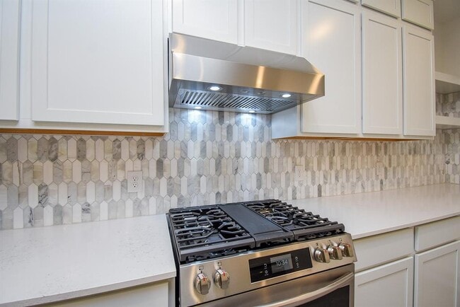 Building Photo - 6307 Serenity View Ln
