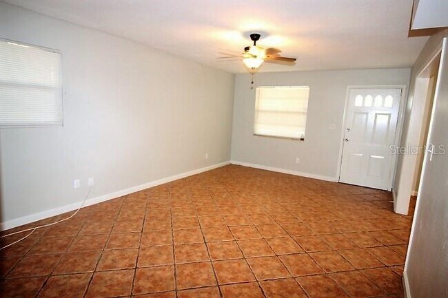 Foto del edificio - 4461 42nd Ave N