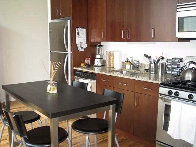 Foto del edificio - 1720 S Michigan Ave