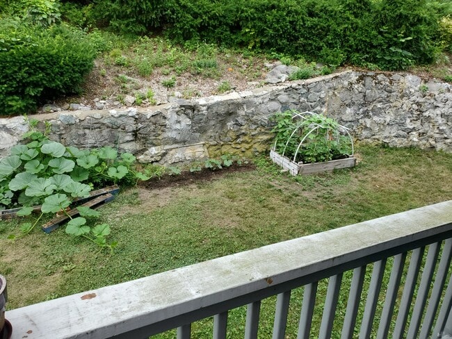 Building Photo - 29 Wiltshire Rd