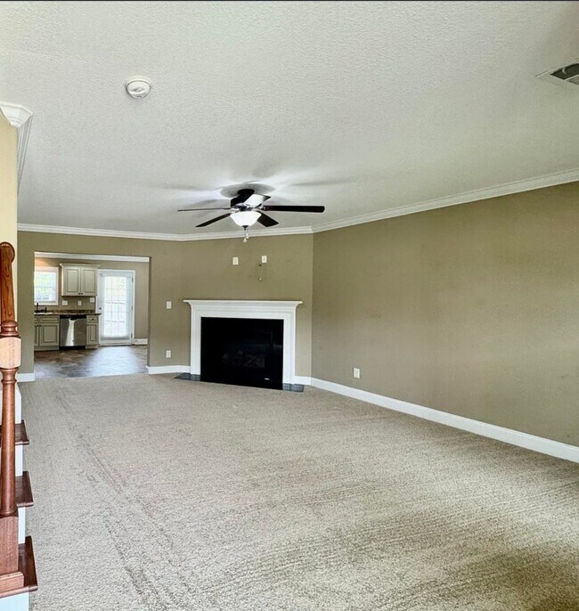 Building Photo - 1203 Elsborn Ridge Rd