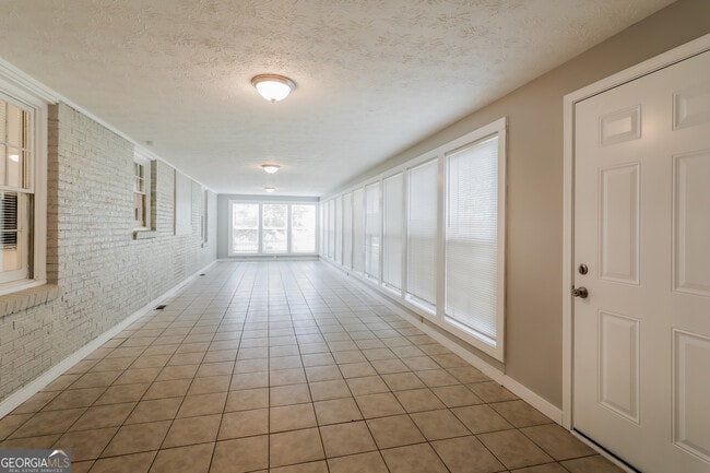 Building Photo - 941 Grier Rd