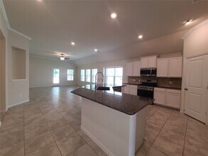 Building Photo - 412 Auburn Pines Dr