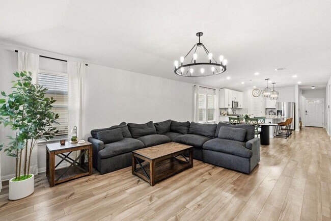 Foto del edificio - 225 El Capitan Lp