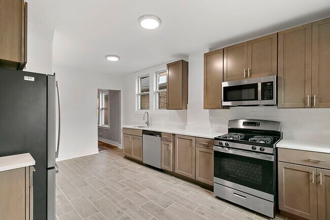 Foto del edificio - 8000 S Woodlawn Ave